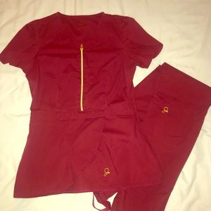 Jaanuu Scrub set